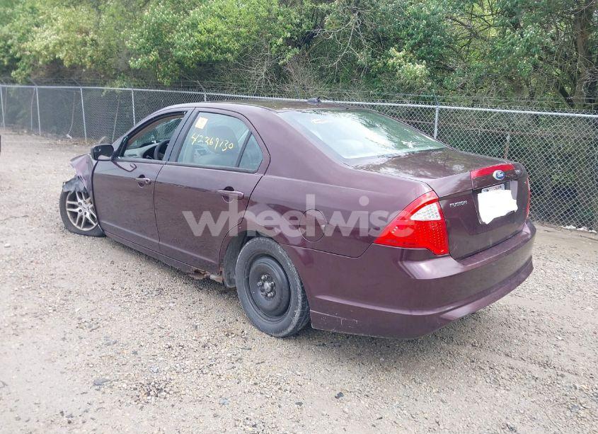 Photo 3 of 2011 Ford Fusion S (VIN 3FAHP0GA3BR232176)