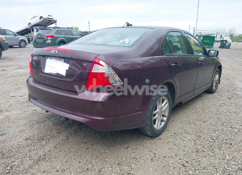 Photo 4 of 2011 Ford Fusion S (VIN 3FAHP0GA3BR232176)