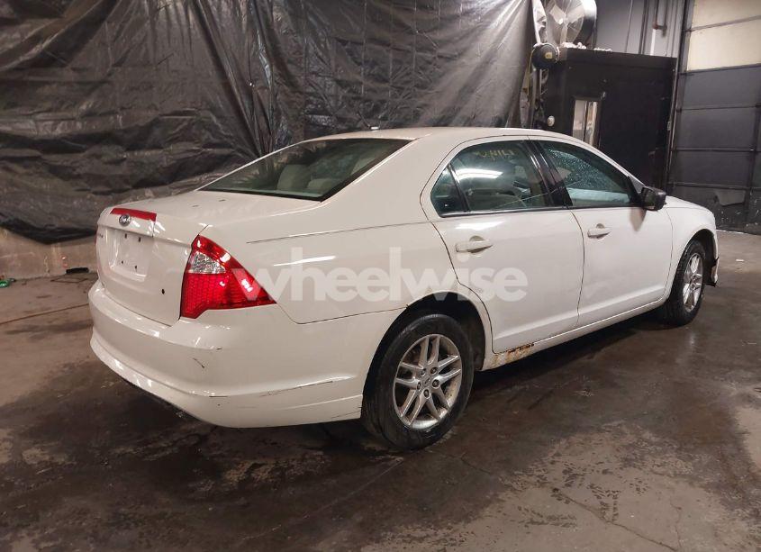 Photo 4 of 2011 Ford Fusion S (VIN 3FAHP0GA3BR259751)