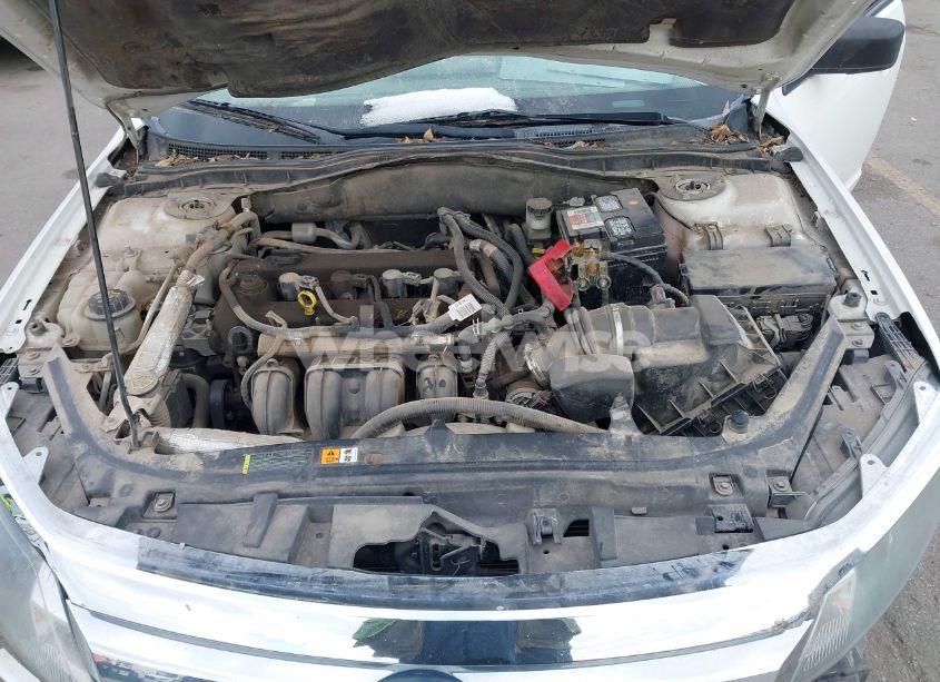 Photo 10 of 2011 Ford Fusion S (VIN 3FAHP0GA3BR268644)