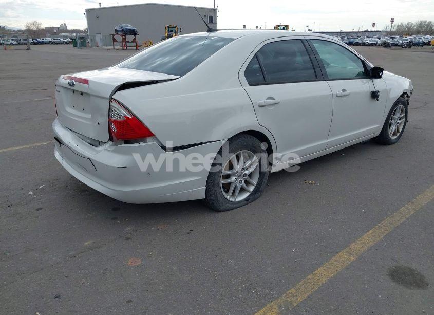 Photo 4 of 2011 Ford Fusion S (VIN 3FAHP0GA3BR268644)