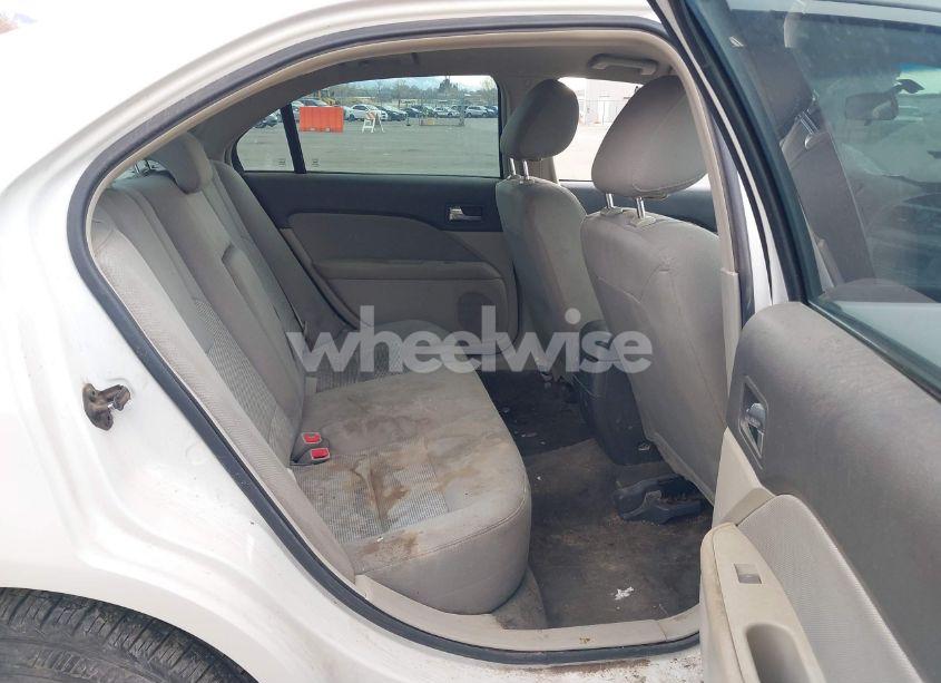 Photo 8 of 2011 Ford Fusion S (VIN 3FAHP0GA3BR268644)