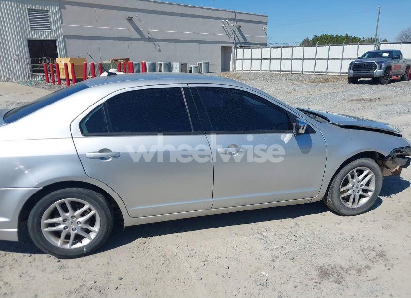 Photo 13 of 2011 Ford Fusion S (VIN 3FAHP0GA3BR311556)