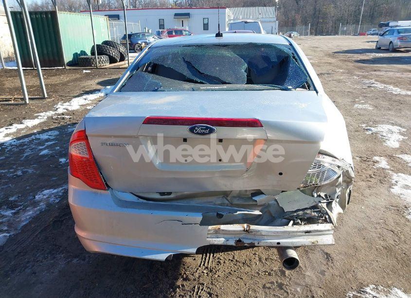 Photo 16 of 2012 Ford Fusion S (VIN 3FAHP0GA3CR126361)