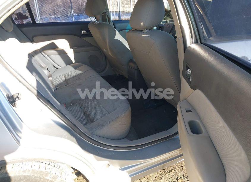 Photo 8 of 2012 Ford Fusion S (VIN 3FAHP0GA3CR126361)