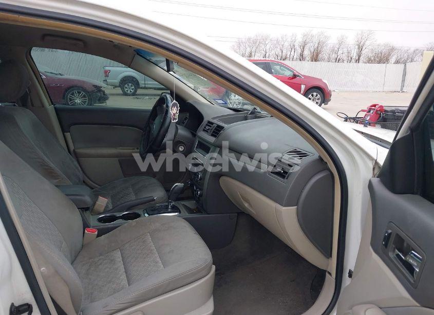 Photo 5 of 2012 Ford Fusion S (VIN 3FAHP0GA3CR205268)