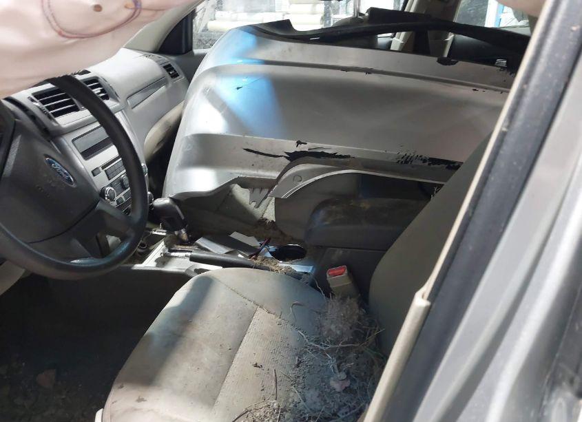 Photo 5 of 2012 Ford Fusion S (VIN 3FAHP0GA3CR426496)