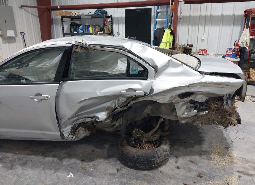 Photo 6 of 2012 Ford Fusion S (VIN 3FAHP0GA3CR426496)