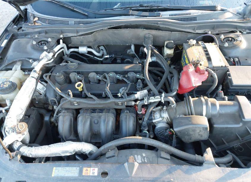 Photo 10 of 2010 Ford Fusion S (VIN 3FAHP0GA4AR152836)