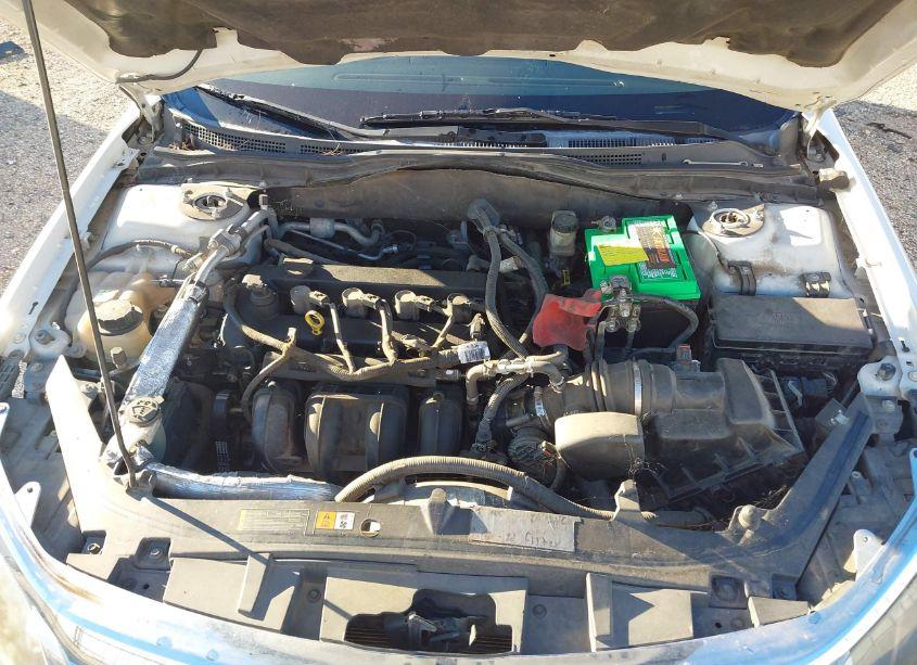 Photo 10 of 2010 Ford Fusion S (VIN 3FAHP0GA4AR238227)