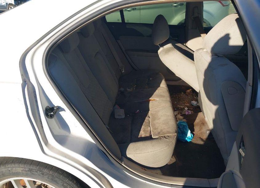 Photo 8 of 2010 Ford Fusion S (VIN 3FAHP0GA4AR238227)