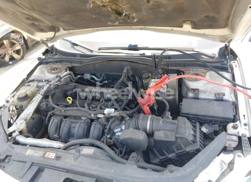 Photo 10 of 2010 Ford Fusion S (VIN 3FAHP0GA4AR370033)