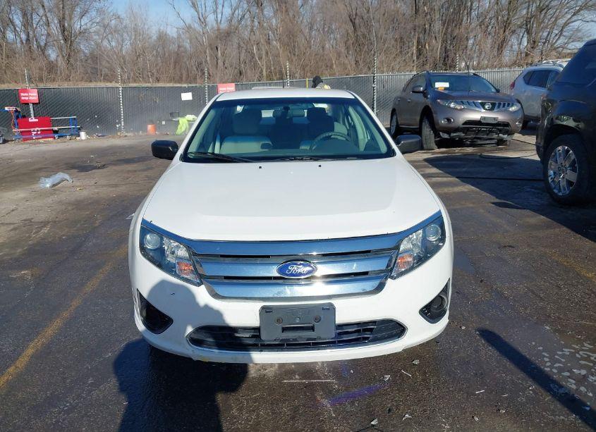 Photo 12 of 2011 Ford Fusion S (VIN 3FAHP0GA4BR279720)