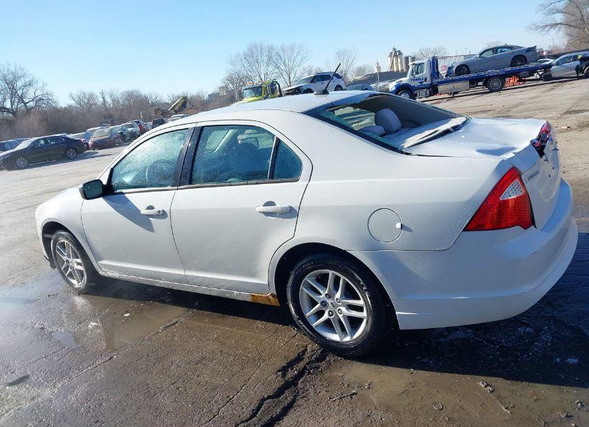 Photo 14 of 2011 Ford Fusion S (VIN 3FAHP0GA4BR279720)