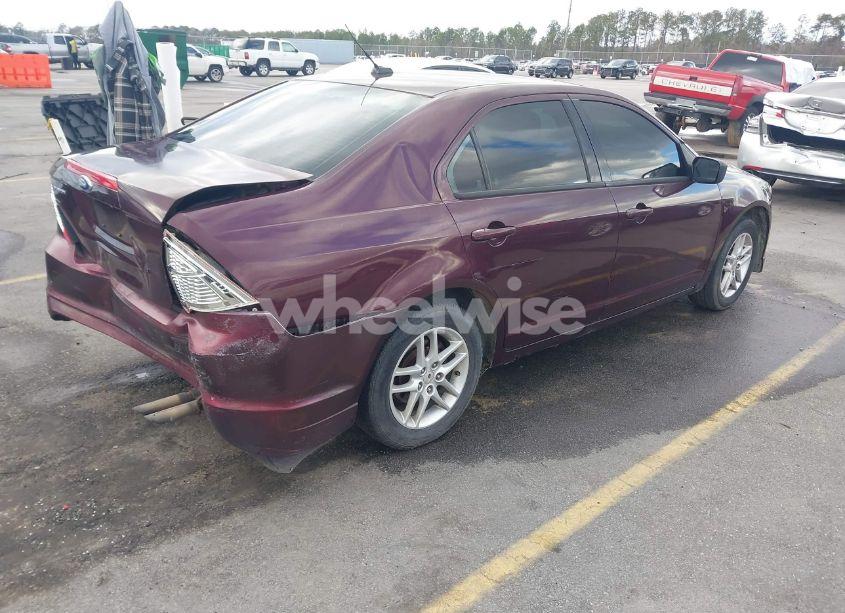 Photo 4 of 2011 Ford Fusion S (VIN 3FAHP0GA4BR321867)