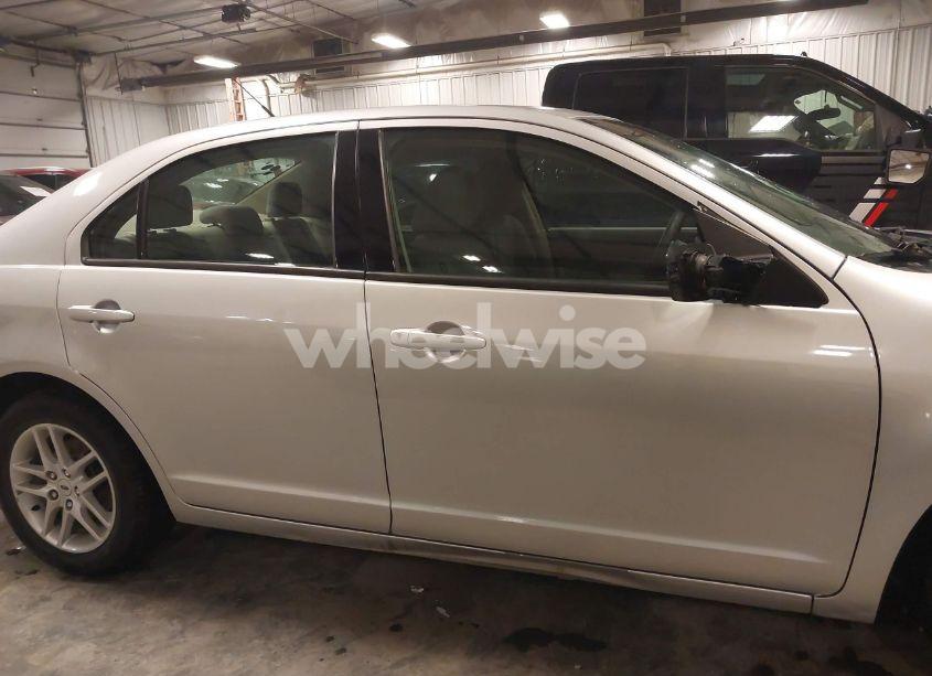 Photo 13 of 2012 Ford Fusion S (VIN 3FAHP0GA4CR350500)