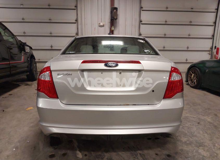 Photo 16 of 2012 Ford Fusion S (VIN 3FAHP0GA4CR350500)