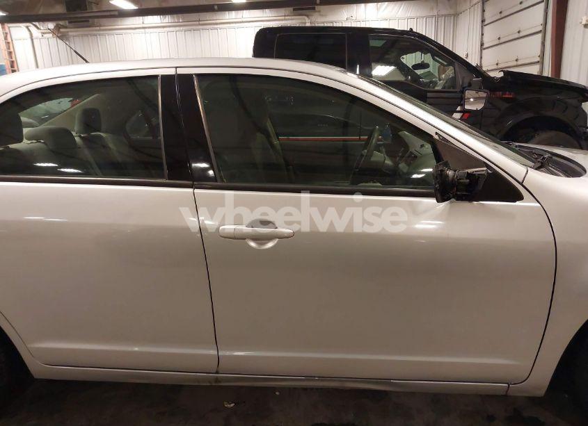 Photo 17 of 2012 Ford Fusion S (VIN 3FAHP0GA4CR350500)