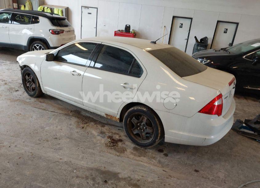 Photo 3 of 2012 Ford Fusion S (VIN 3FAHP0GA5CR123610)