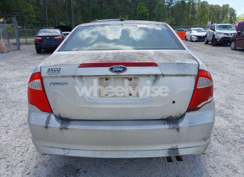 Photo 15 of 2012 Ford Fusion S (VIN 3FAHP0GA5CR127804)