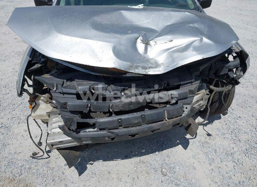 Photo 6 of 2012 Ford Fusion S (VIN 3FAHP0GA5CR127804)