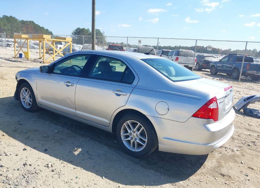 Photo 3 of 2012 Ford Fusion S (VIN 3FAHP0GA5CR128483)