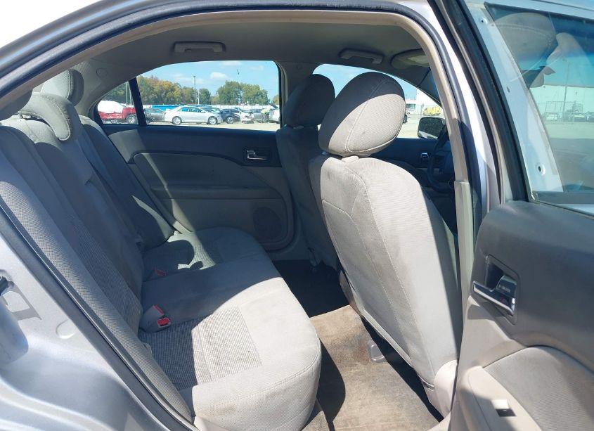 Photo 8 of 2012 Ford Fusion S (VIN 3FAHP0GA5CR128483)