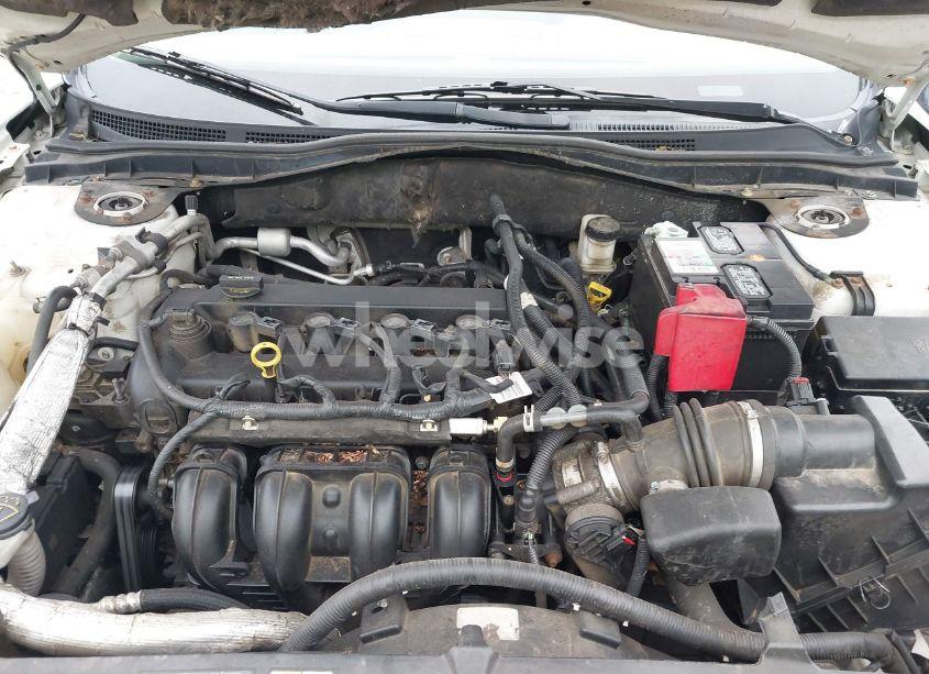Photo 10 of 2012 Ford Fusion S (VIN 3FAHP0GA5CR184973)