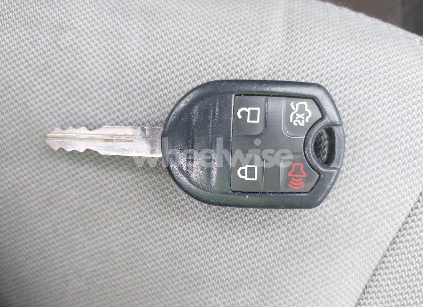 Photo 11 of 2012 Ford Fusion S (VIN 3FAHP0GA5CR184973)