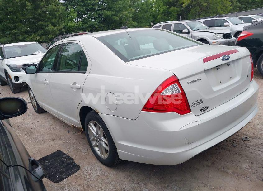 Photo 3 of 2012 Ford Fusion S (VIN 3FAHP0GA5CR184973)