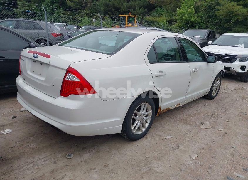 Photo 4 of 2012 Ford Fusion S (VIN 3FAHP0GA5CR184973)