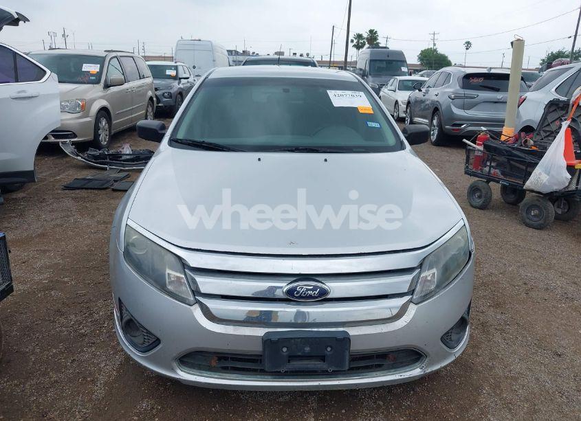 Photo 12 of 2012 Ford Fusion S (VIN 3FAHP0GA5CR364373)