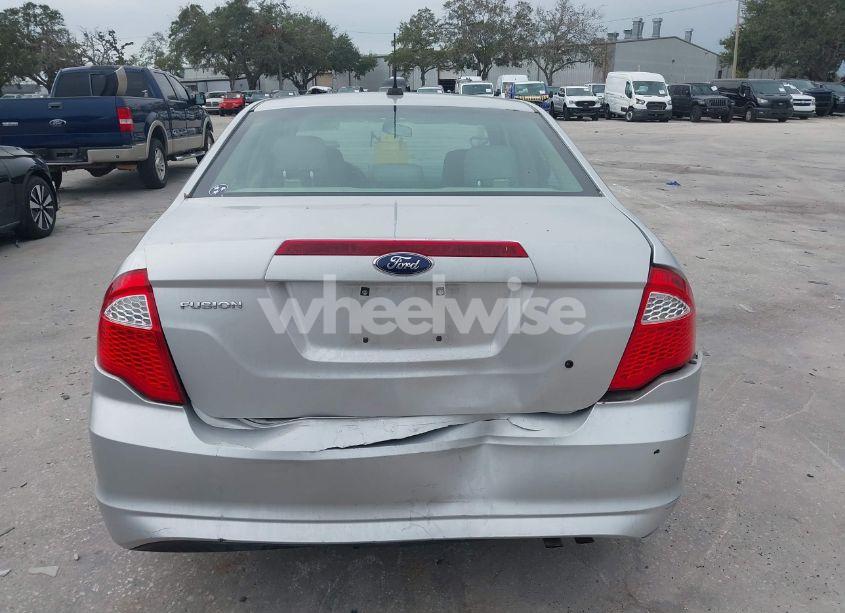 Photo 16 of 2012 Ford Fusion S (VIN 3FAHP0GA5CR449911)