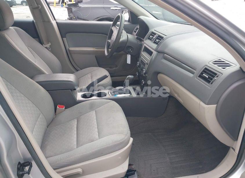 Photo 5 of 2012 Ford Fusion S (VIN 3FAHP0GA5CR449911)