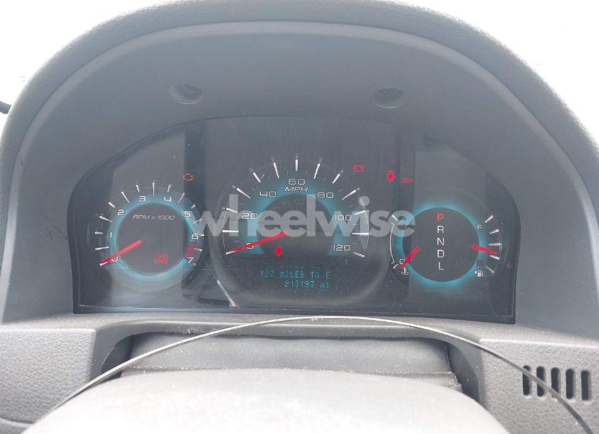 Photo 7 of 2010 Ford Fusion S (VIN 3FAHP0GA7AR197379)