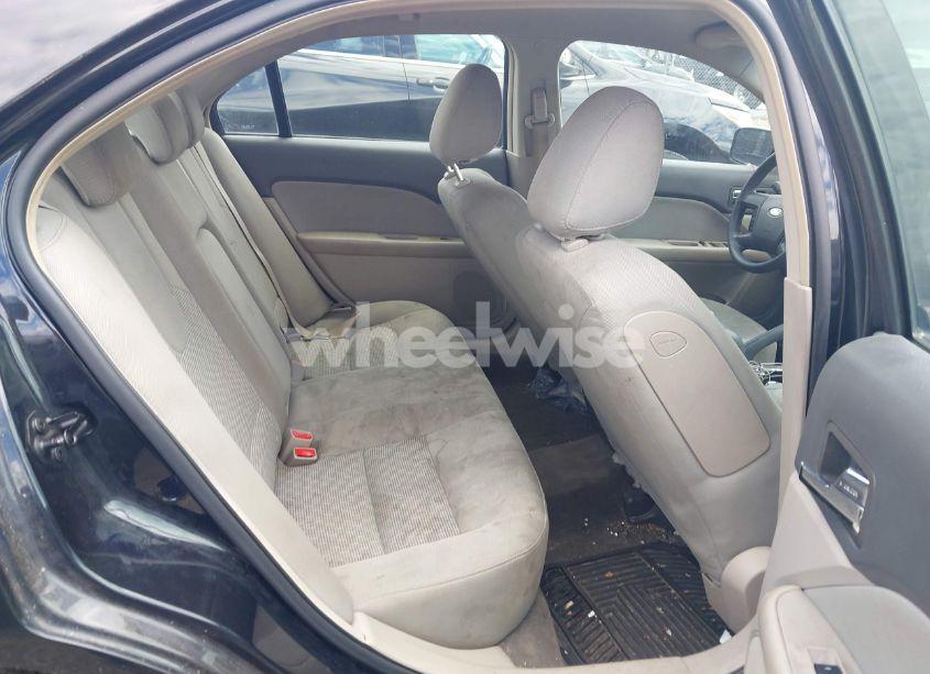 Photo 8 of 2010 Ford Fusion S (VIN 3FAHP0GA7AR197379)