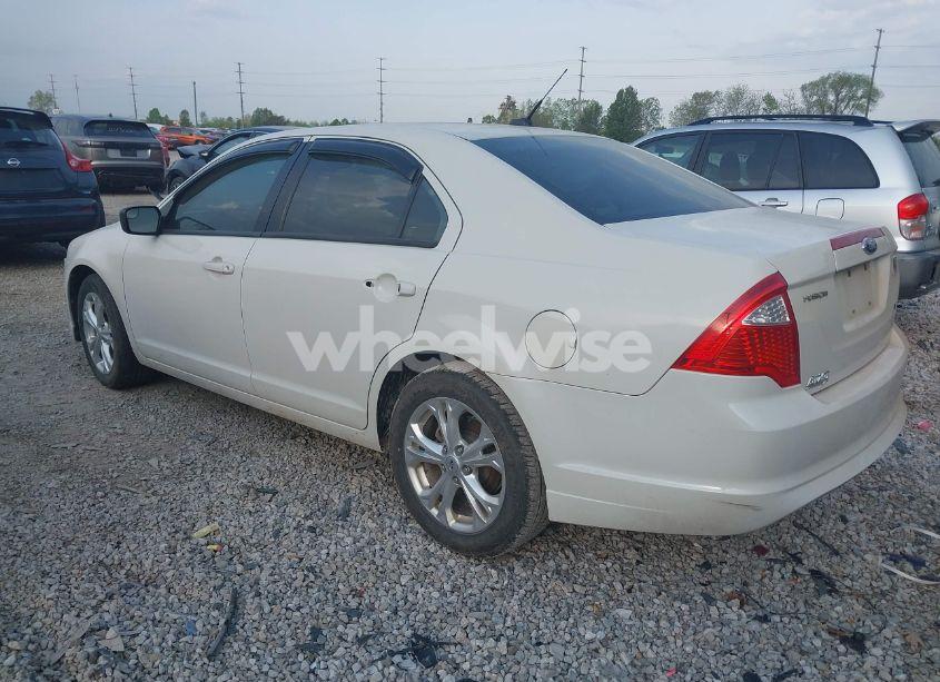 Photo 3 of 2011 Ford Fusion S (VIN 3FAHP0GA7BR317358)