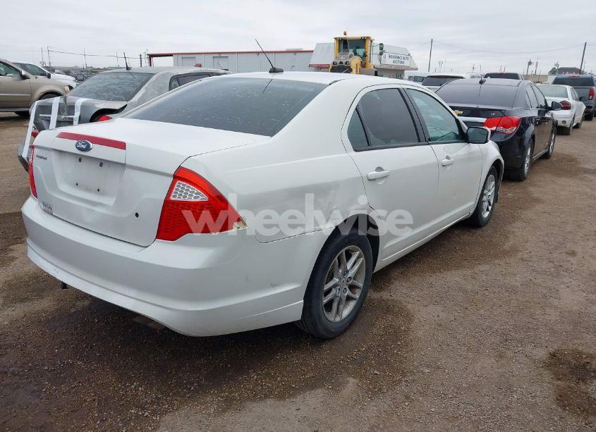 Photo 4 of 2012 Ford Fusion S (VIN 3FAHP0GA7CR222185)