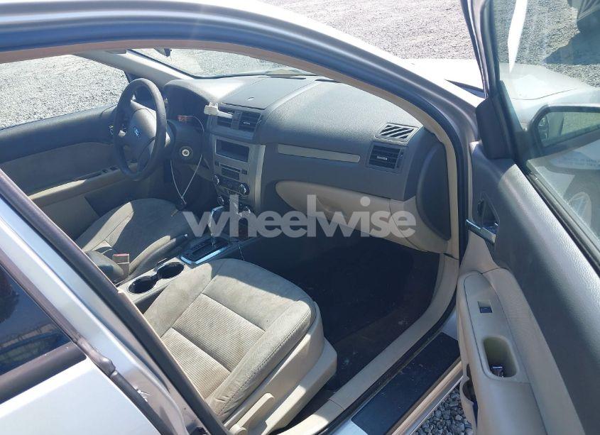 Photo 5 of 2012 Ford Fusion S (VIN 3FAHP0GA7CR272357)