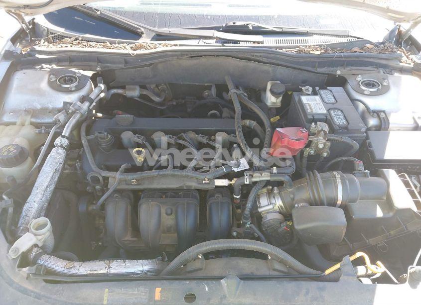 Photo 10 of 2011 Ford Fusion S (VIN 3FAHP0GA8BR337599)