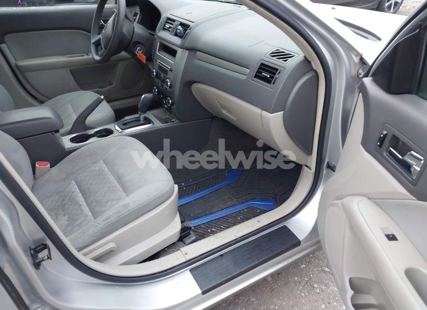 Photo 5 of 2012 Ford Fusion S (VIN 3FAHP0GA8CR263098)