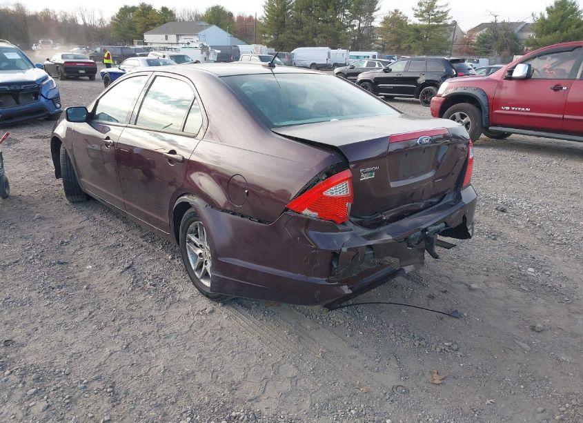 Photo 3 of 2012 Ford Fusion S (VIN 3FAHP0GA8CR360592)