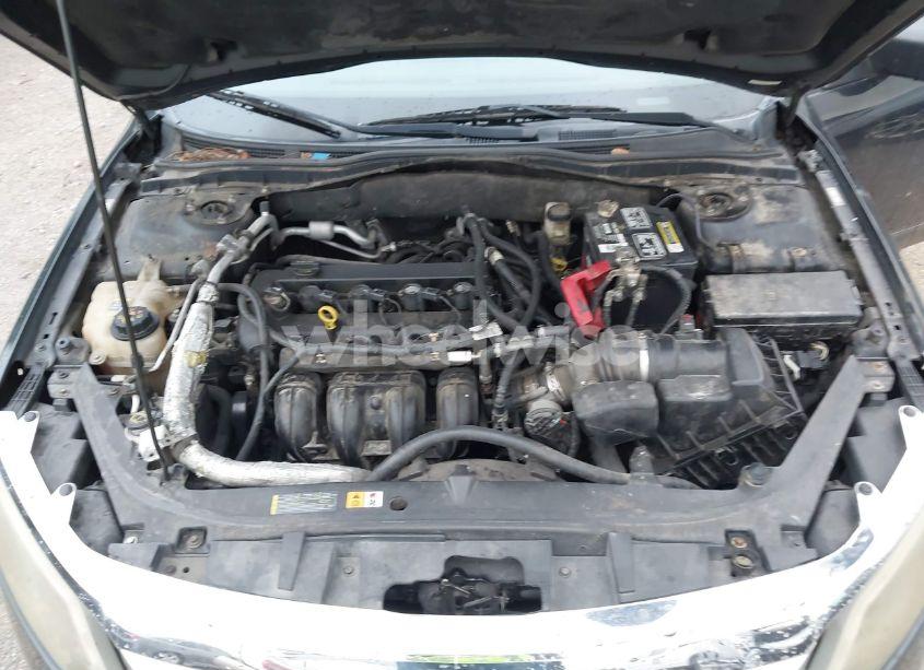 Photo 10 of 2012 Ford Fusion S (VIN 3FAHP0GA8CR360897)