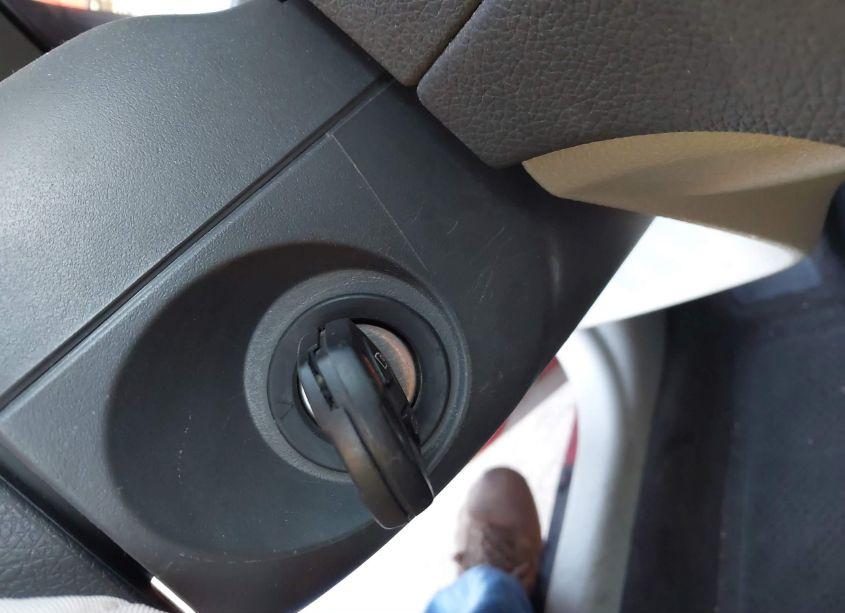 Photo 11 of 2010 Ford Fusion S (VIN 3FAHP0GA9AR115684)