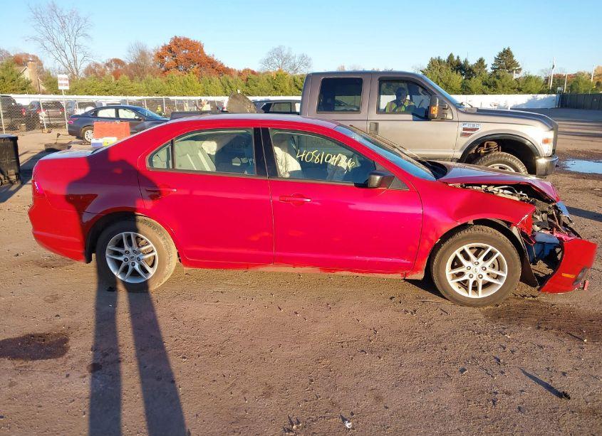 Photo 13 of 2010 Ford Fusion S (VIN 3FAHP0GA9AR115684)