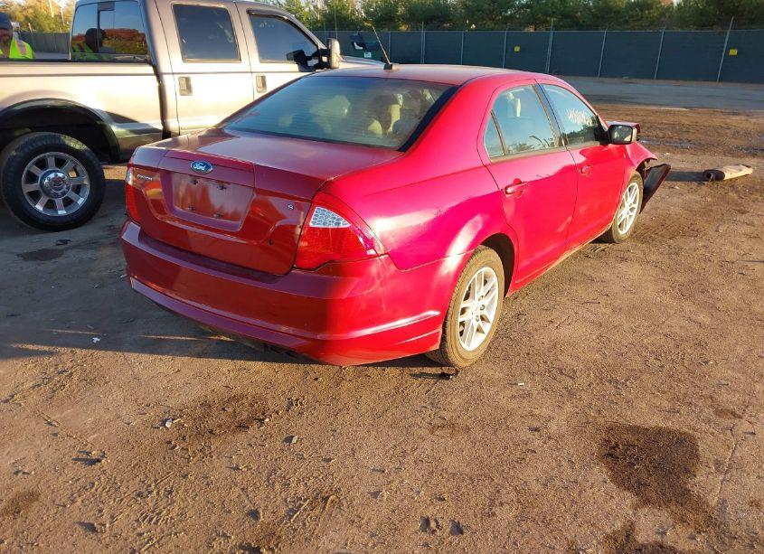 Photo 4 of 2010 Ford Fusion S (VIN 3FAHP0GA9AR115684)