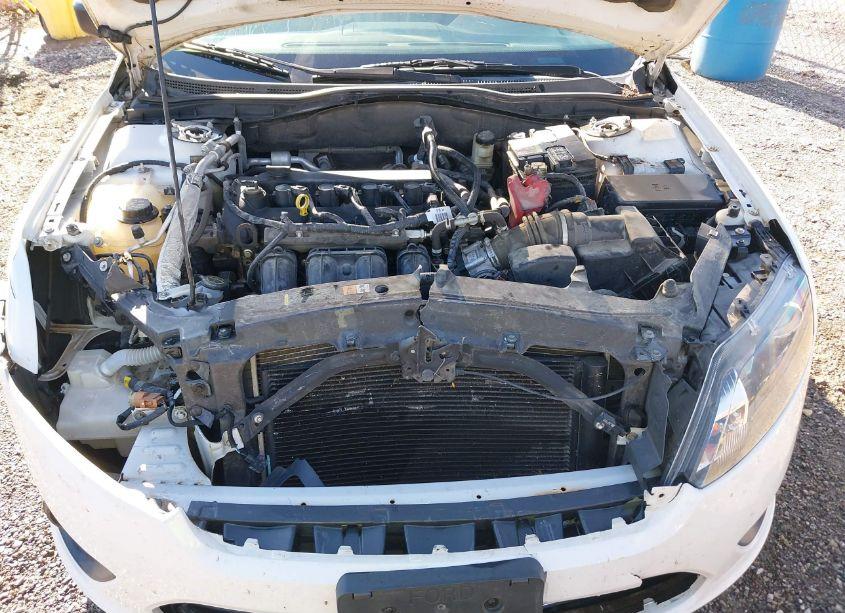 Photo 10 of 2010 Ford Fusion S (VIN 3FAHP0GA9AR176128)