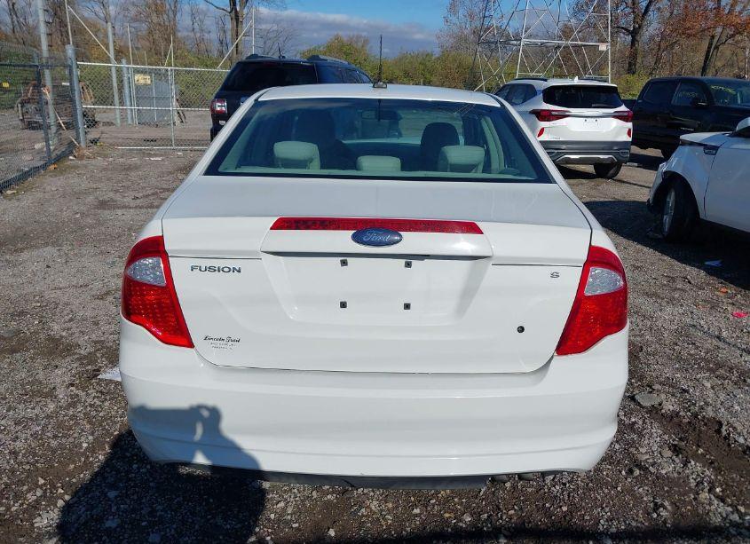 Photo 16 of 2010 Ford Fusion S (VIN 3FAHP0GA9AR176128)