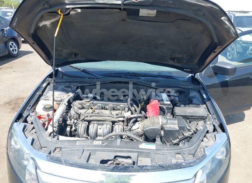 Photo 10 of 2012 Ford Fusion S (VIN 3FAHP0GA9CR253003)