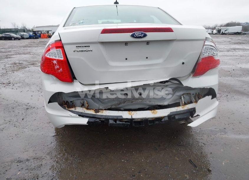 Photo 6 of 2012 Ford Fusion S (VIN 3FAHP0GA9CR347706)